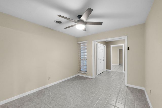 7230 Redding Road, Houston, TX 77036
