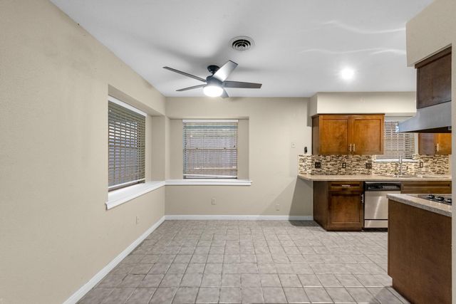7230 Redding Road, Houston, TX 77036