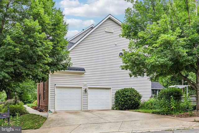 47404 MIDDLE BLUFF PL, Sterling, VA 20165