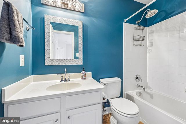 47404 MIDDLE BLUFF PL, Sterling, VA 20165