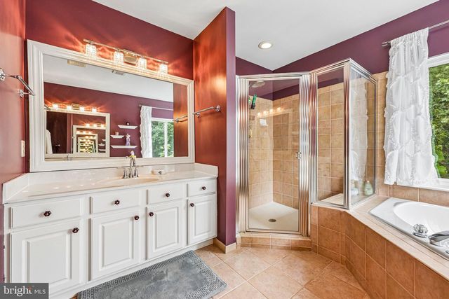 47404 MIDDLE BLUFF PL, Sterling, VA 20165