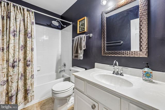 47404 MIDDLE BLUFF PL, Sterling, VA 20165