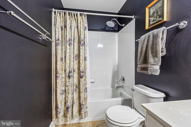 47404 MIDDLE BLUFF PL, Sterling, VA 20165