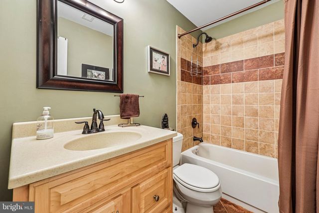 47404 MIDDLE BLUFF PL, Sterling, VA 20165