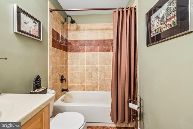 47404 MIDDLE BLUFF PL, Sterling, VA 20165