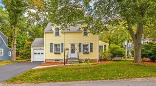 70 Meriam St, Wakefield, MA 01880