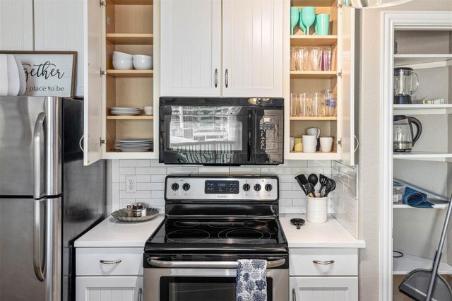 9520 Seawall Blvd 254, Galveston, TX 77554