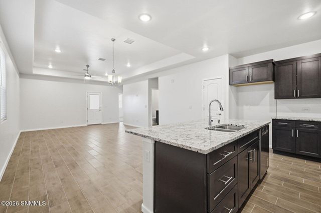 6542 Newcastle Avenue, Las Cruces, NM 88012