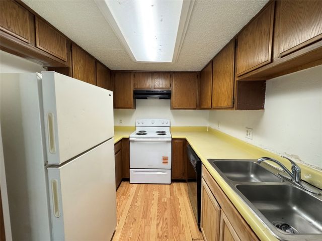 6646 E Lovers Lane 808, Dallas, TX 75214