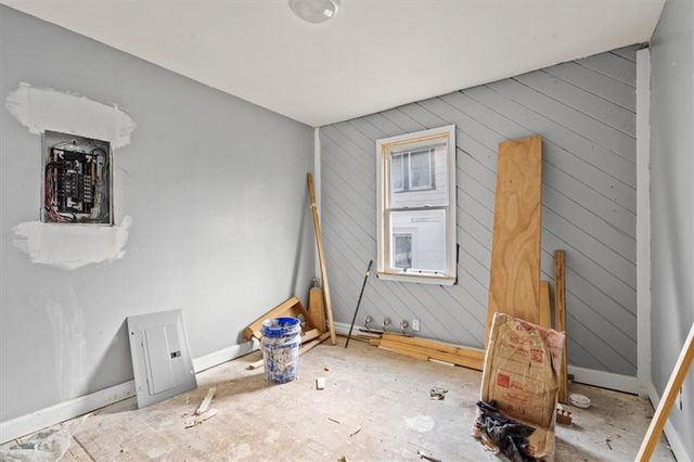 547 Blue Ridge Boulevard, Kansas City, MO 64125