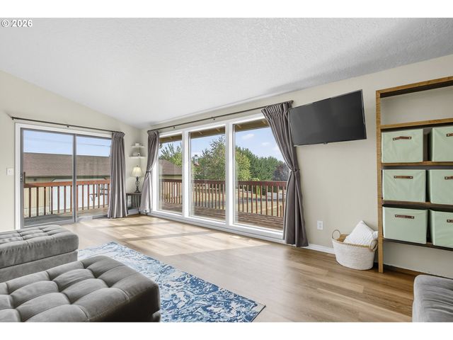 17810 Ne 47TH Ave, Vancouver, WA 98686