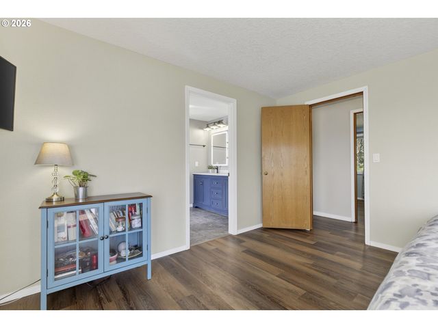 17810 Ne 47TH Ave, Vancouver, WA 98686