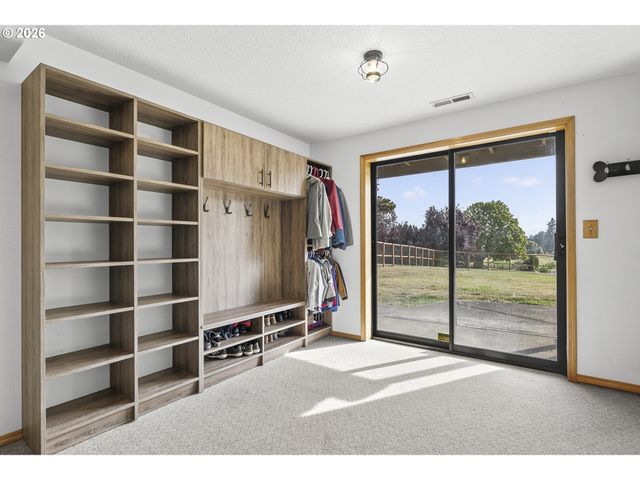 17810 Ne 47TH Ave, Vancouver, WA 98686