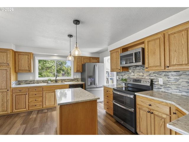 17810 Ne 47TH Ave, Vancouver, WA 98686