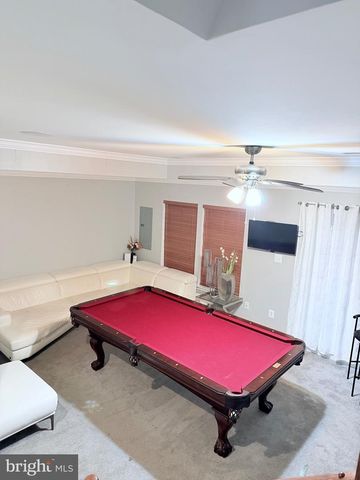 8593 WYNGATE MANOR CT, Alexandria, VA 22309