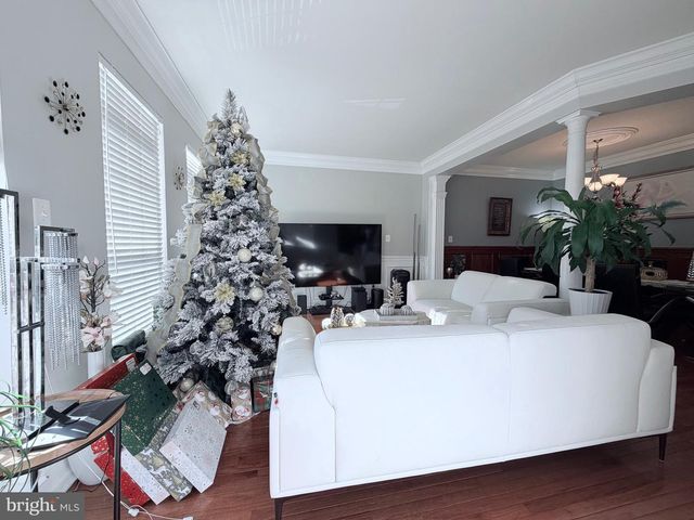 8593 WYNGATE MANOR CT, Alexandria, VA 22309