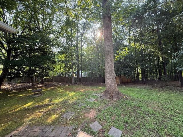480 Roswell Farms Road, Roswell, GA 30075