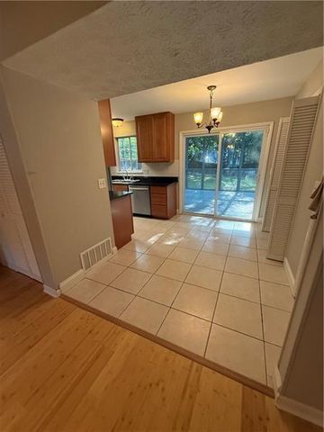 480 Roswell Farms Road, Roswell, GA 30075
