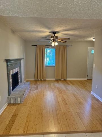 480 Roswell Farms Road, Roswell, GA 30075