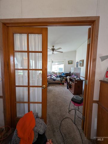 10327 Highway 95, Payette, ID 83661
