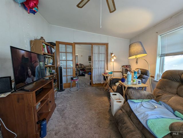 10327 Highway 95, Payette, ID 83661