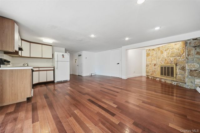 3400 Courtney Place, Baldwin, NY 11510