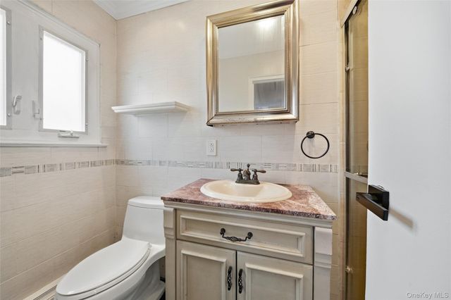 3400 Courtney Place, Baldwin, NY 11510