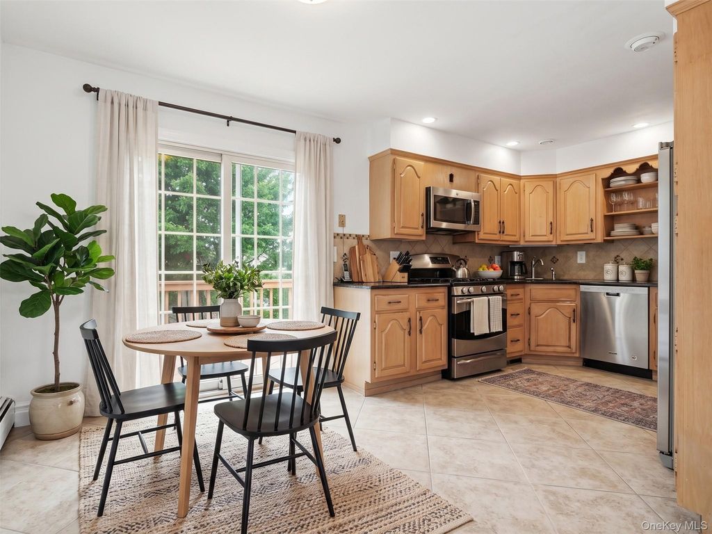 3400 Courtney Place, Baldwin, NY 11510 — photo 4