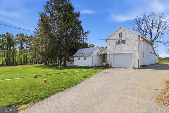 3143 BALTIMORE PIKE, Hanover, PA 17331