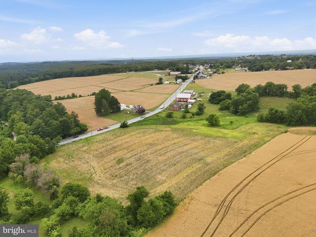 3143 BALTIMORE PIKE, Hanover, PA 17331