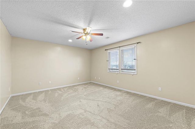 12990 N Crispin Way, Platte City, MO 64079