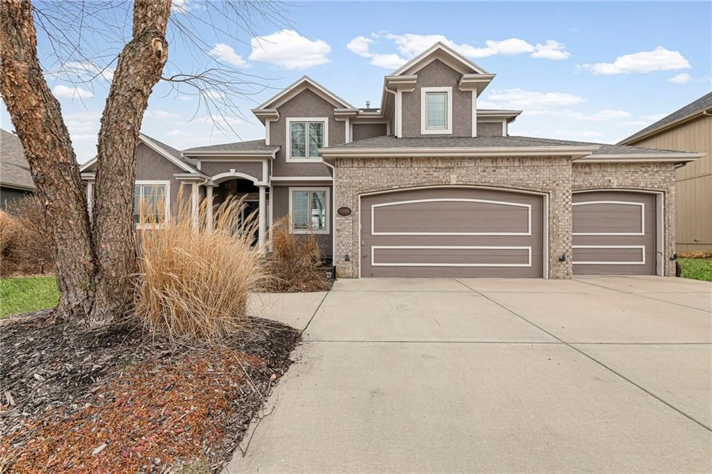 12990 N Crispin Way, Platte City, MO 64079