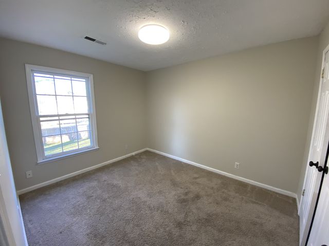 803 Parkview Ct, Clarksville, TN 37042