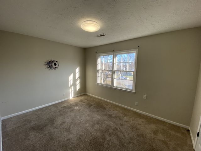 803 Parkview Ct, Clarksville, TN 37042