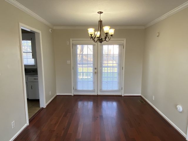 803 Parkview Ct, Clarksville, TN 37042