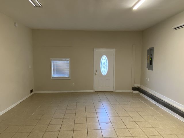 803 Parkview Ct, Clarksville, TN 37042