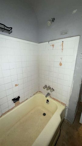 9605 Decatur Street, Detroit, MI 48227