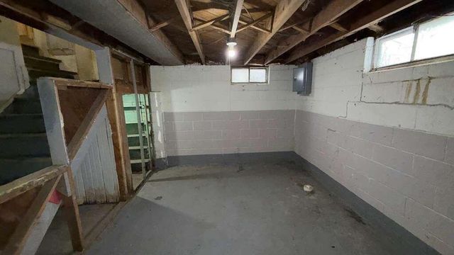 9605 Decatur Street, Detroit, MI 48227