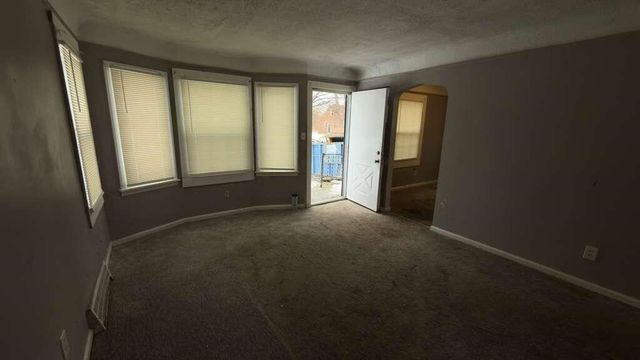 9605 Decatur Street, Detroit, MI 48227