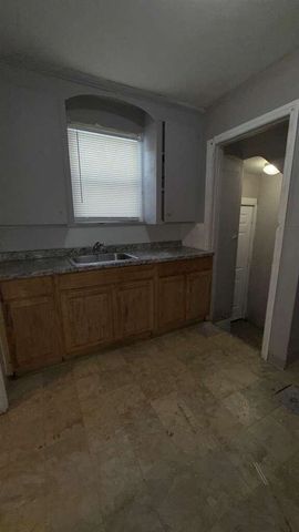 9605 Decatur Street, Detroit, MI 48227