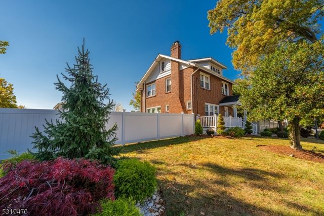 770 Stone St, Rahway City, NJ 07065