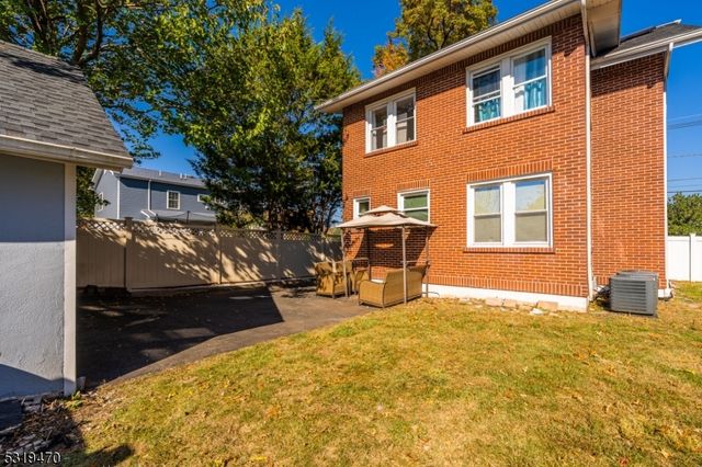 770 Stone St, Rahway City, NJ 07065
