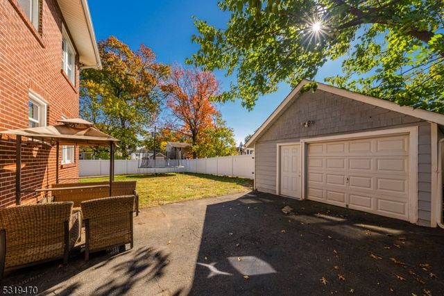 770 Stone St, Rahway City, NJ 07065