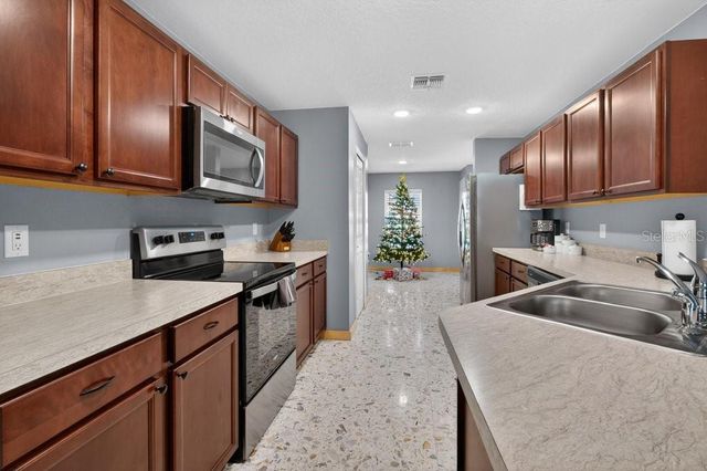 30 RYLEY LANE, Palm Coast, FL 32164