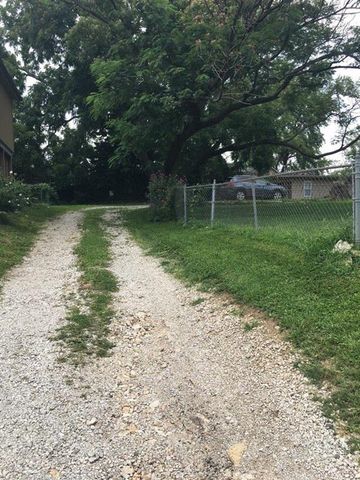 2734 S 8th Street, Kansas City, KS 66103