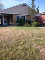 35 Highland Street, Calumet City, IL 60409