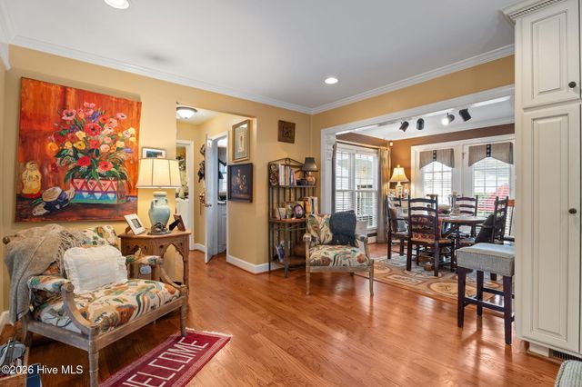 708 Raleigh Road Parkway W, Wilson, NC 27893