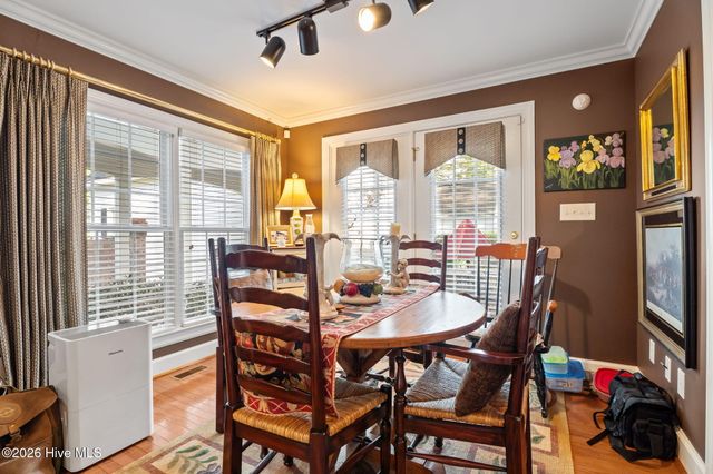 708 Raleigh Road Parkway W, Wilson, NC 27893