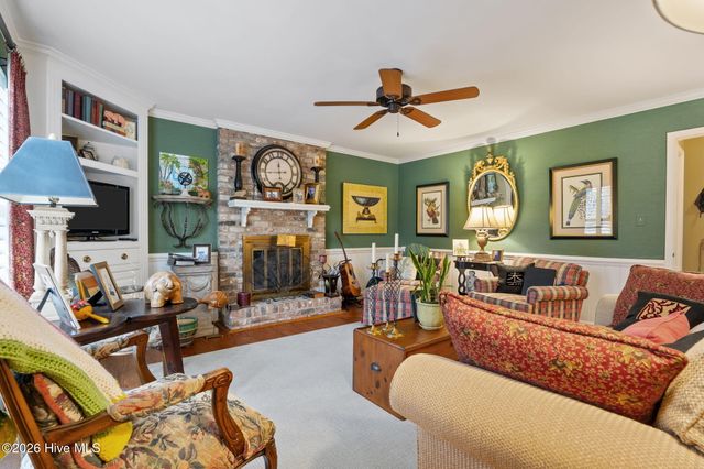 708 Raleigh Road Parkway W, Wilson, NC 27893