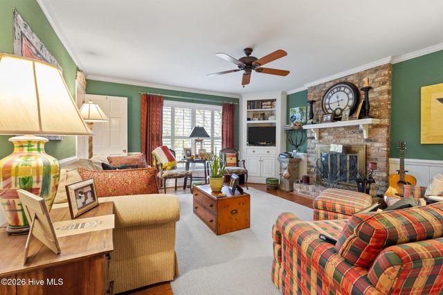 708 Raleigh Road Parkway W, Wilson, NC 27893